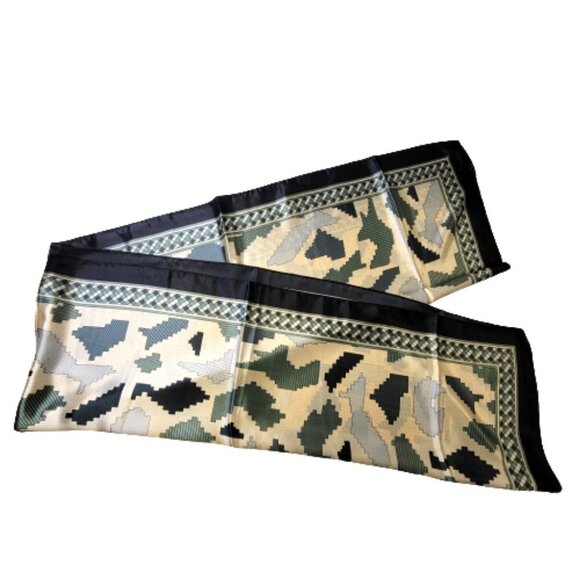 Cream and Green Scarf Light Long Rectangular - NEW - Picture 3 of 5